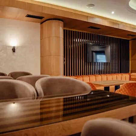 Mk Premier * نوفي بازار