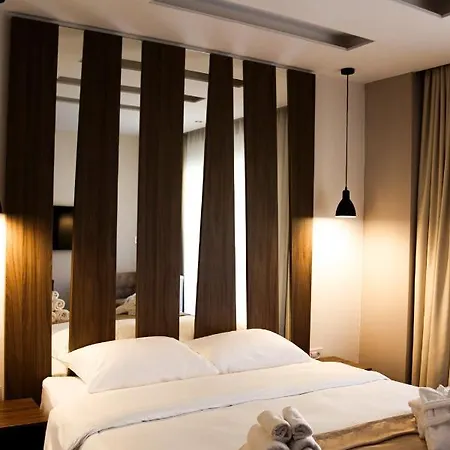 Mk Premier نوفي بازار